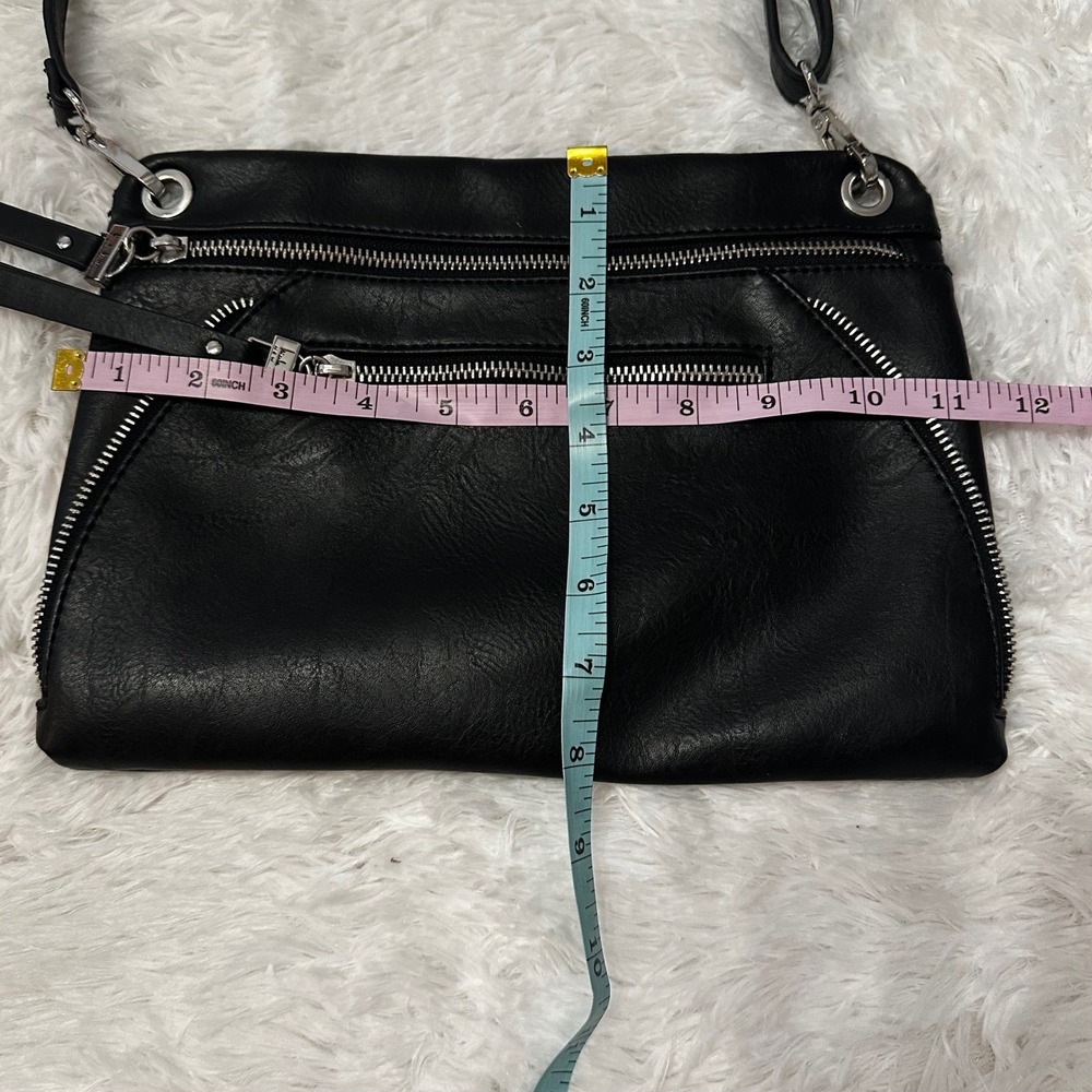 Nicole Miller New York Black Faux Leather‎ Crossbody Bag Silver Zipper Detail - Picture 8 of 8